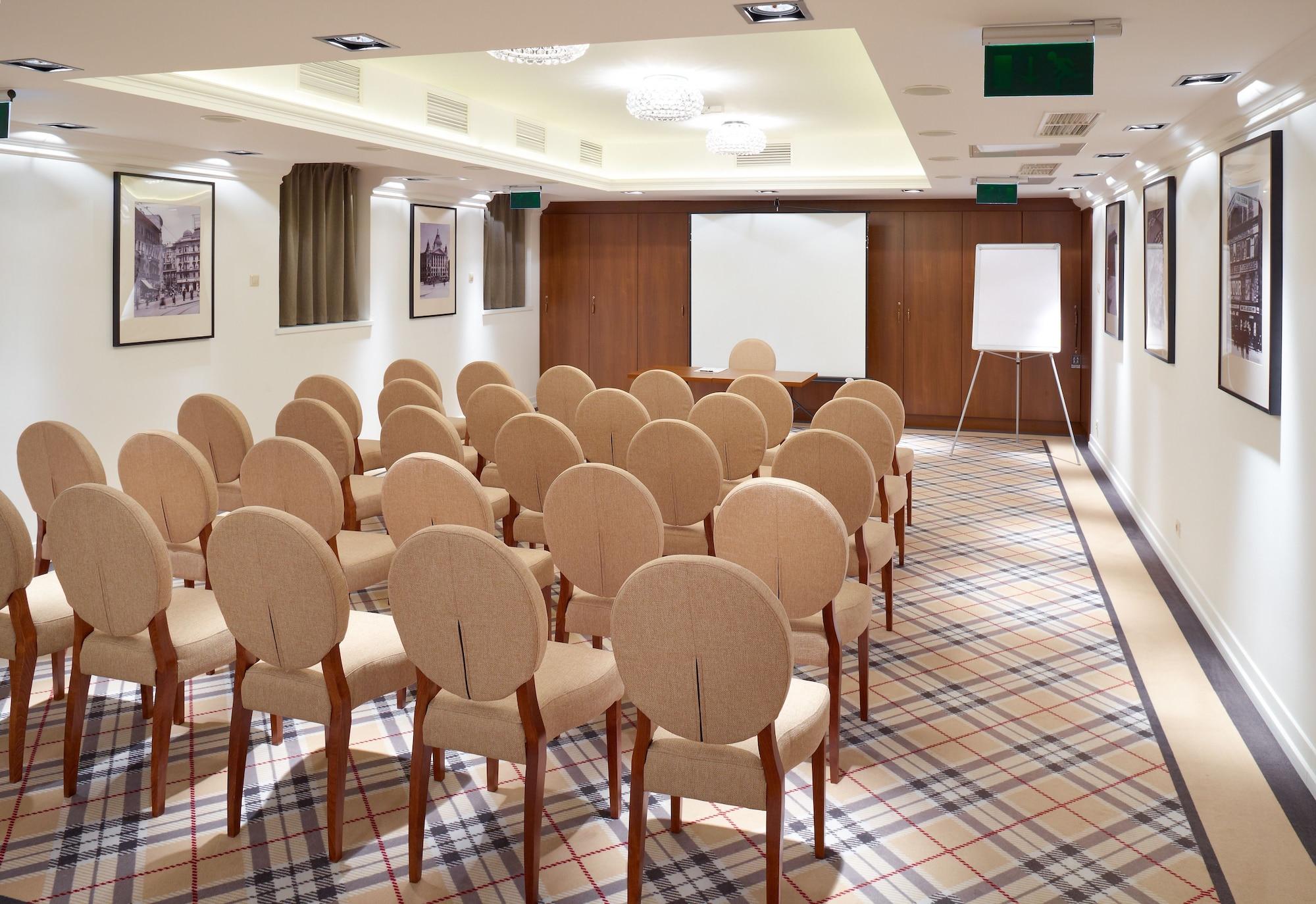 Sala de Reuniones Mirage Medic Hotel
