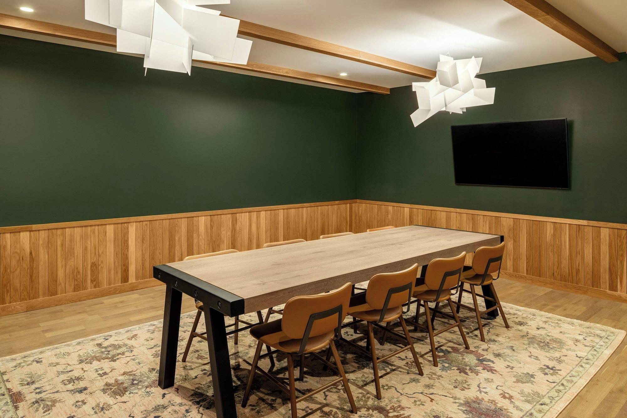 Sala de Reuniones Moxy Cincinnati Downtown