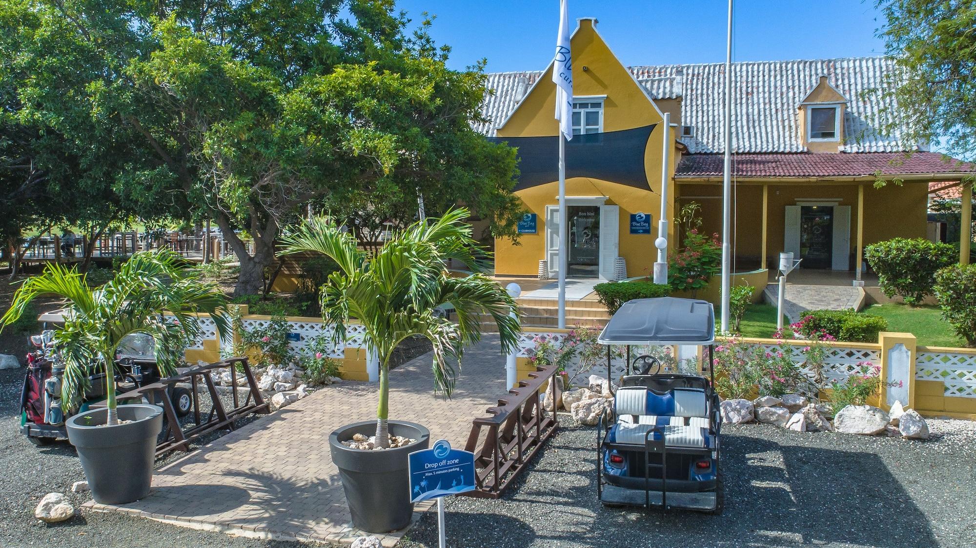 Vista Lobby Blue Bay Curacao Golf & Beach Resort