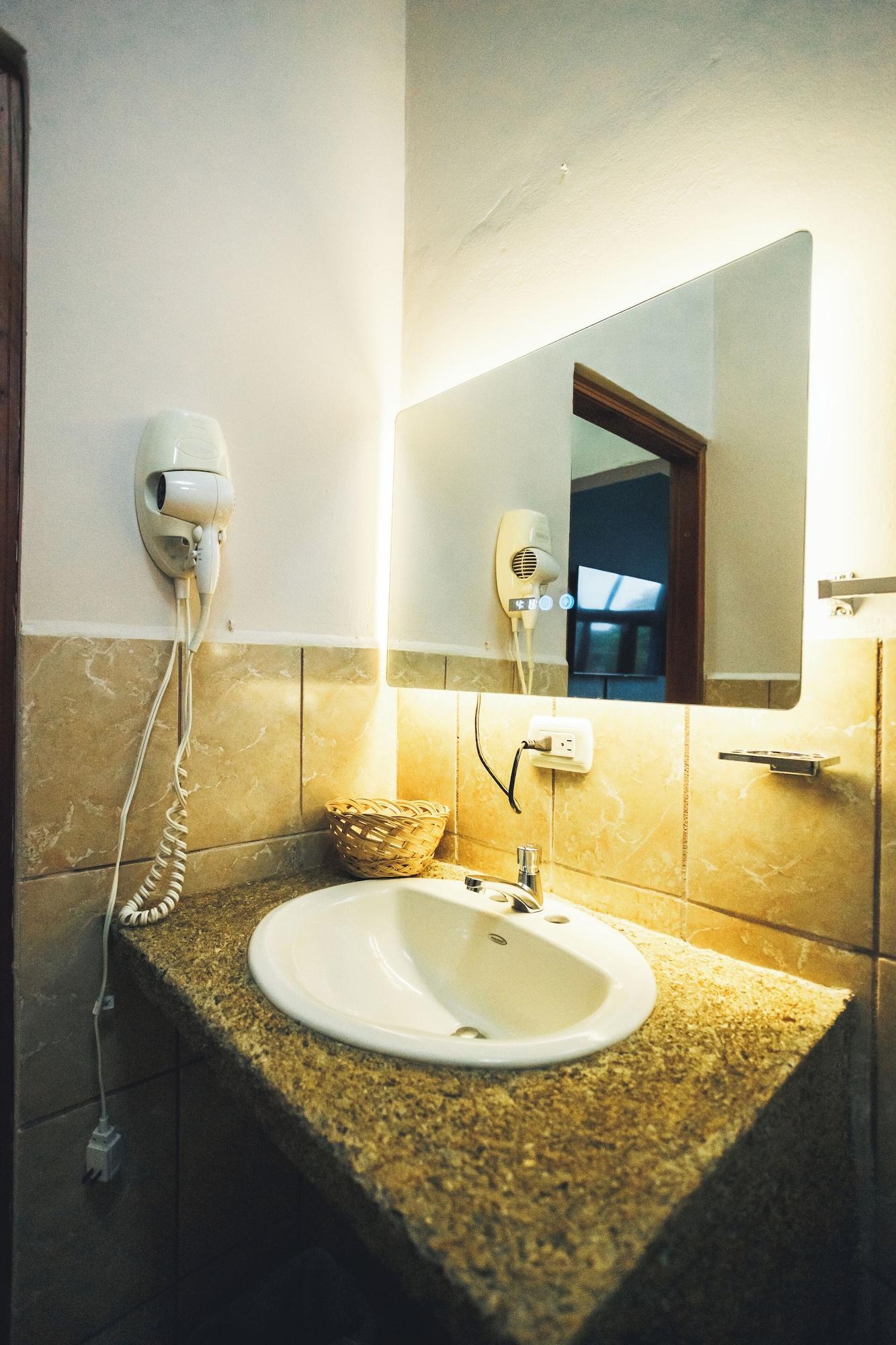 Equipamiento de Habitación Hotel el Campanario