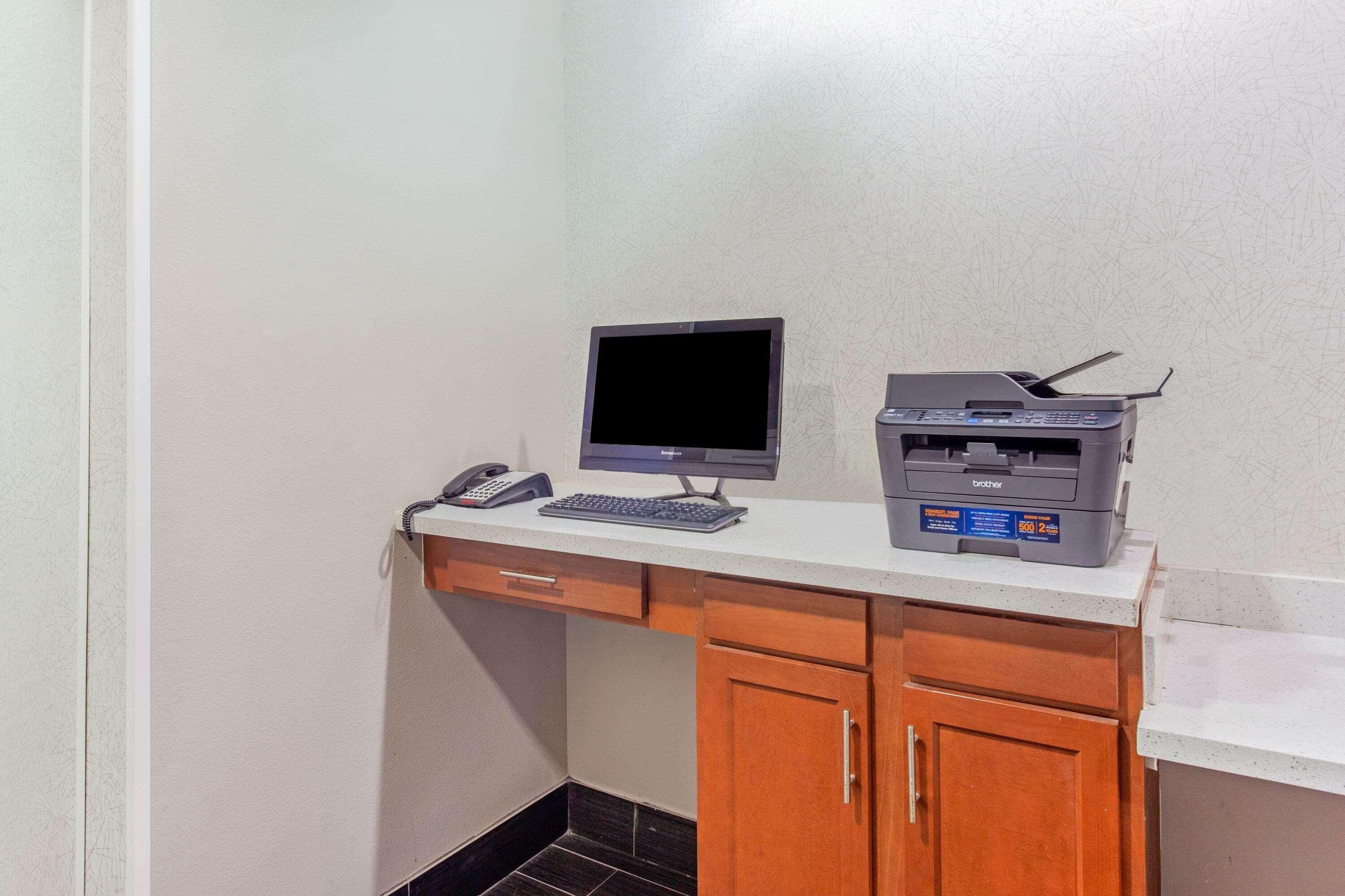 Centro de Negocios La Quinta Inn Suites Luling