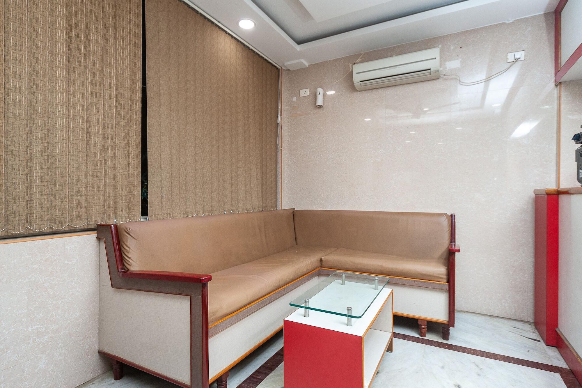 Vista Lobby SPOT ON 37272 Alfa Palace