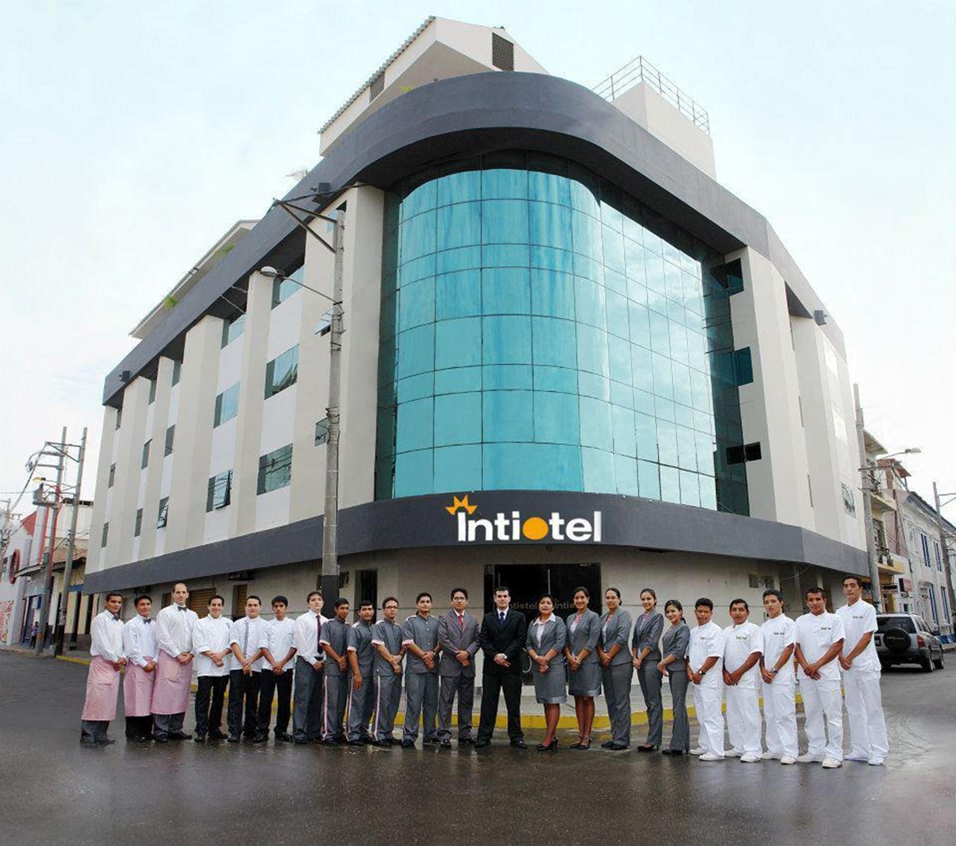 Vista Exterior Intiotel Piura