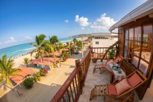 Alojamiento - Cocoa Beachfront Inn