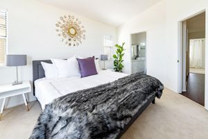 Alquiler Vacacional - ★Sunny Condo 5min from the Beach★