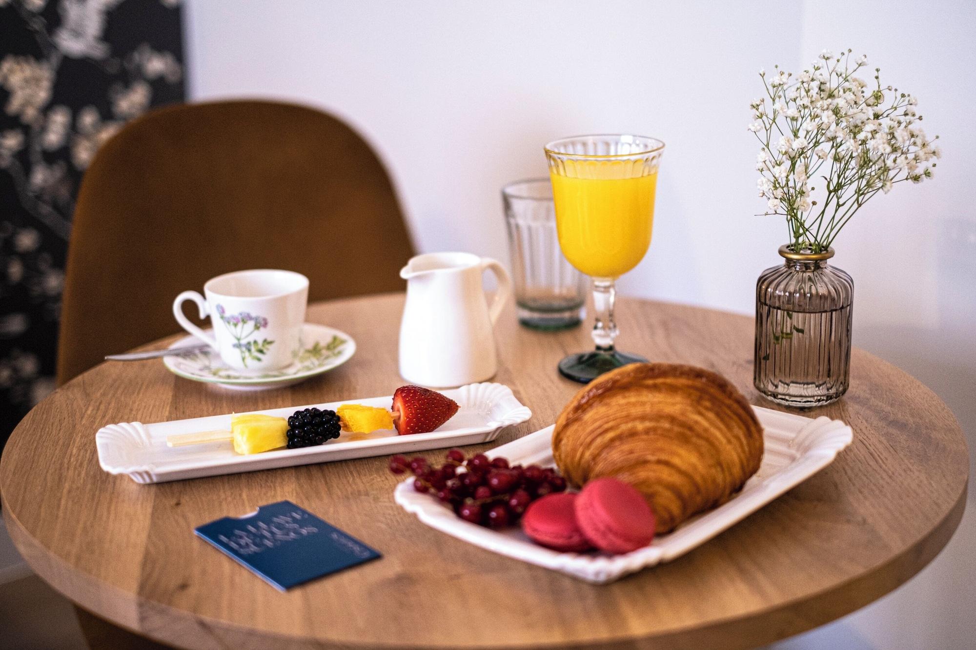 Equipamiento de Habitación Hotel Cisneros