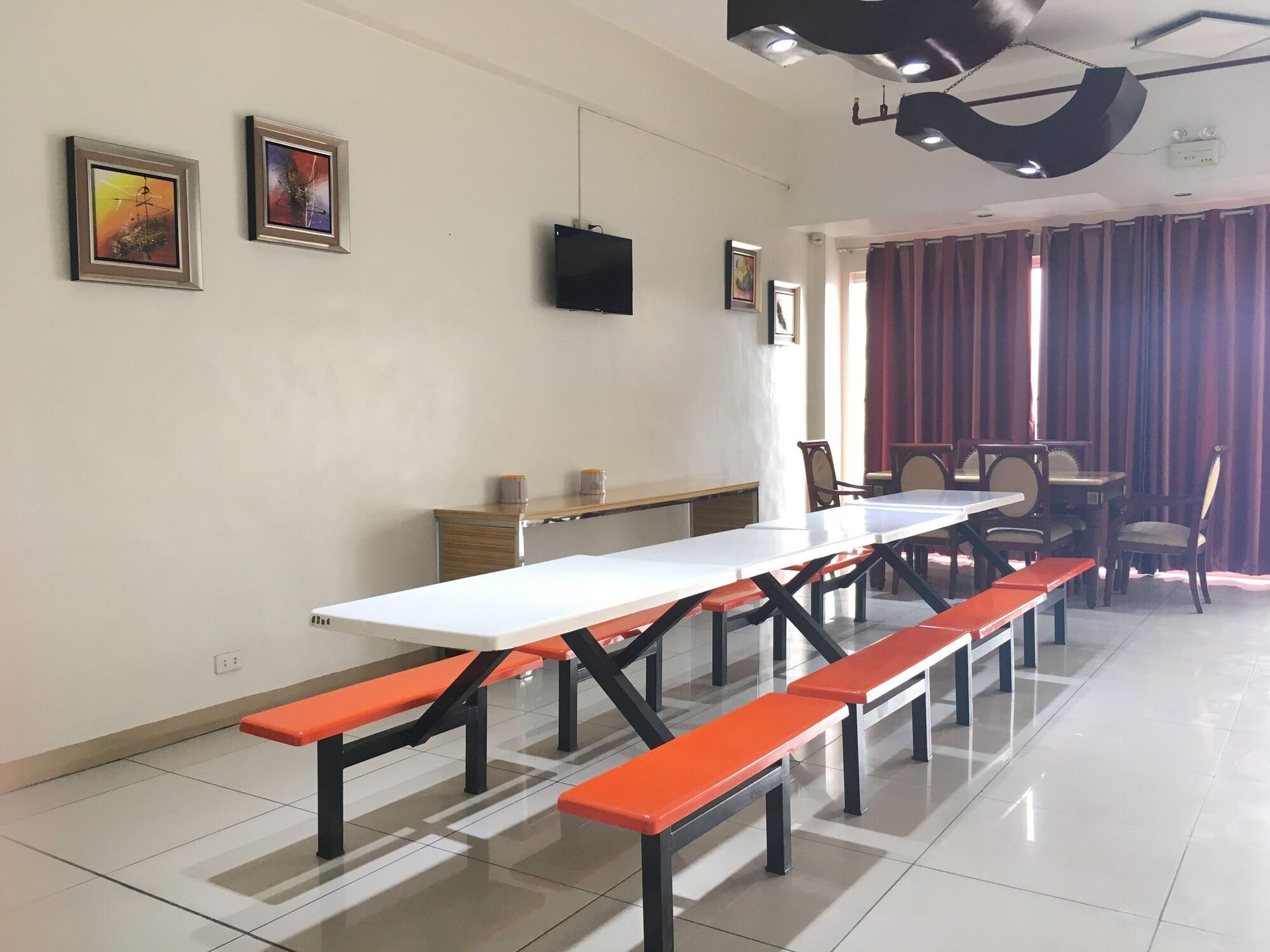 Restaurant Meaco Hotel - Valenzuela