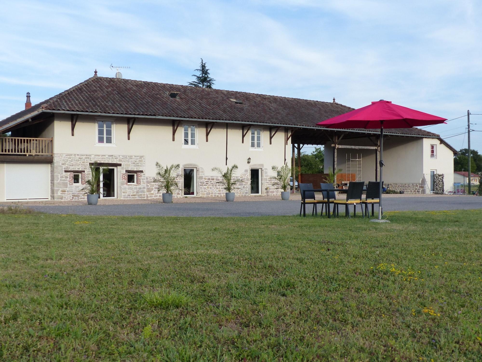 Varios Gîtes Domaine de la Rochère
