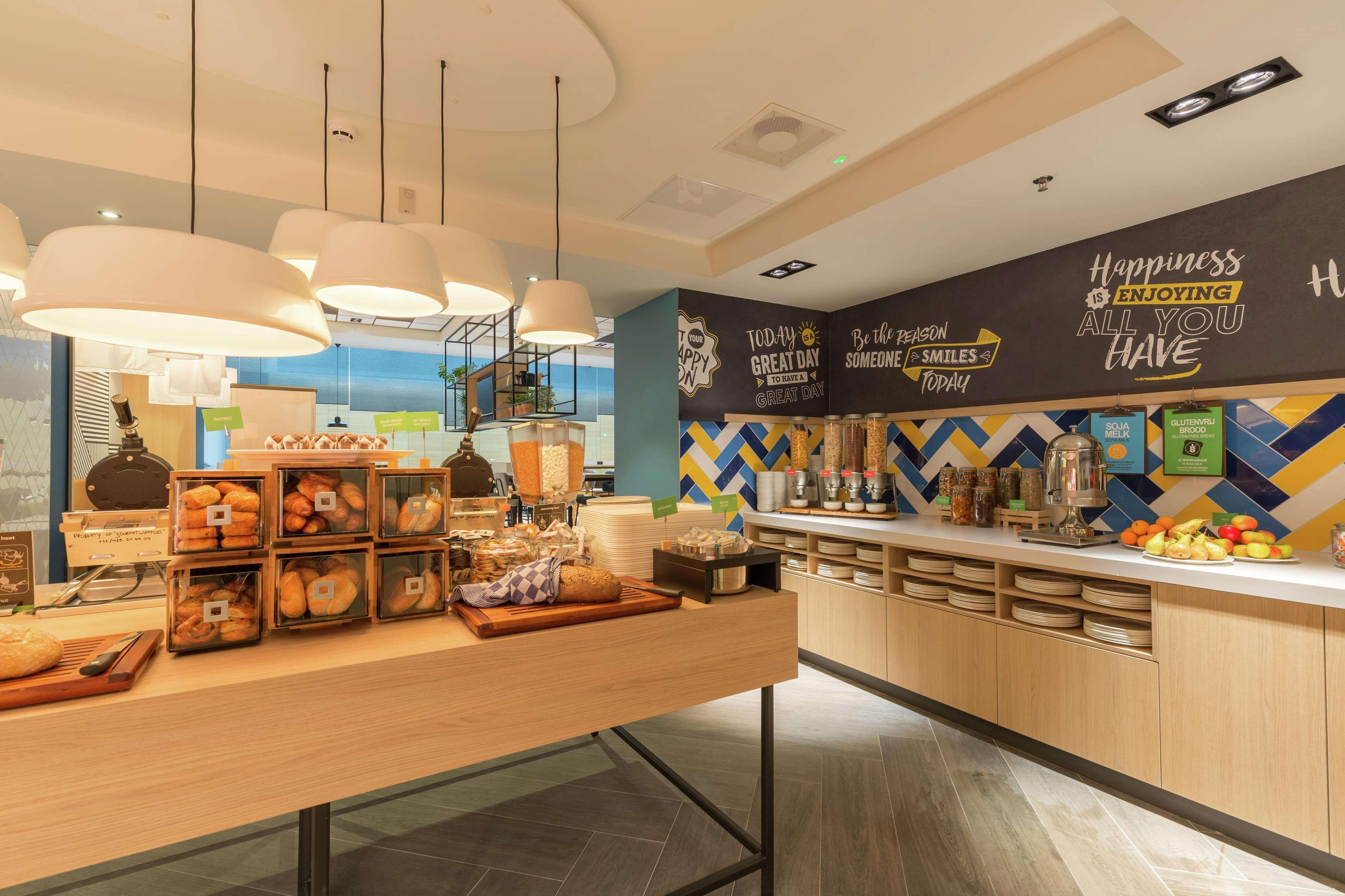 Restaurant Hampton by Hilton Utrecht Central Station