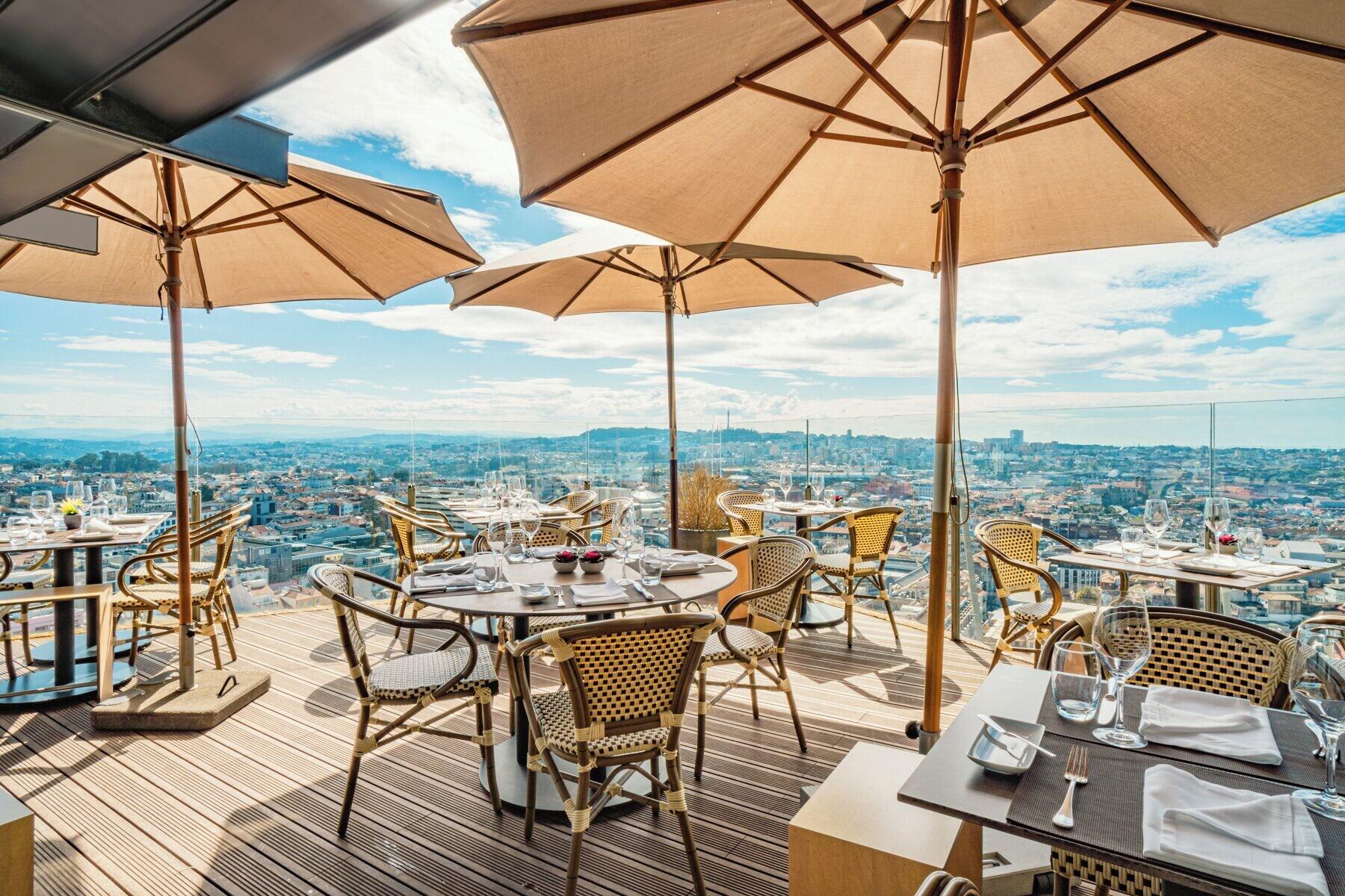 Restaurant Hotel Dom Henrique Downtown