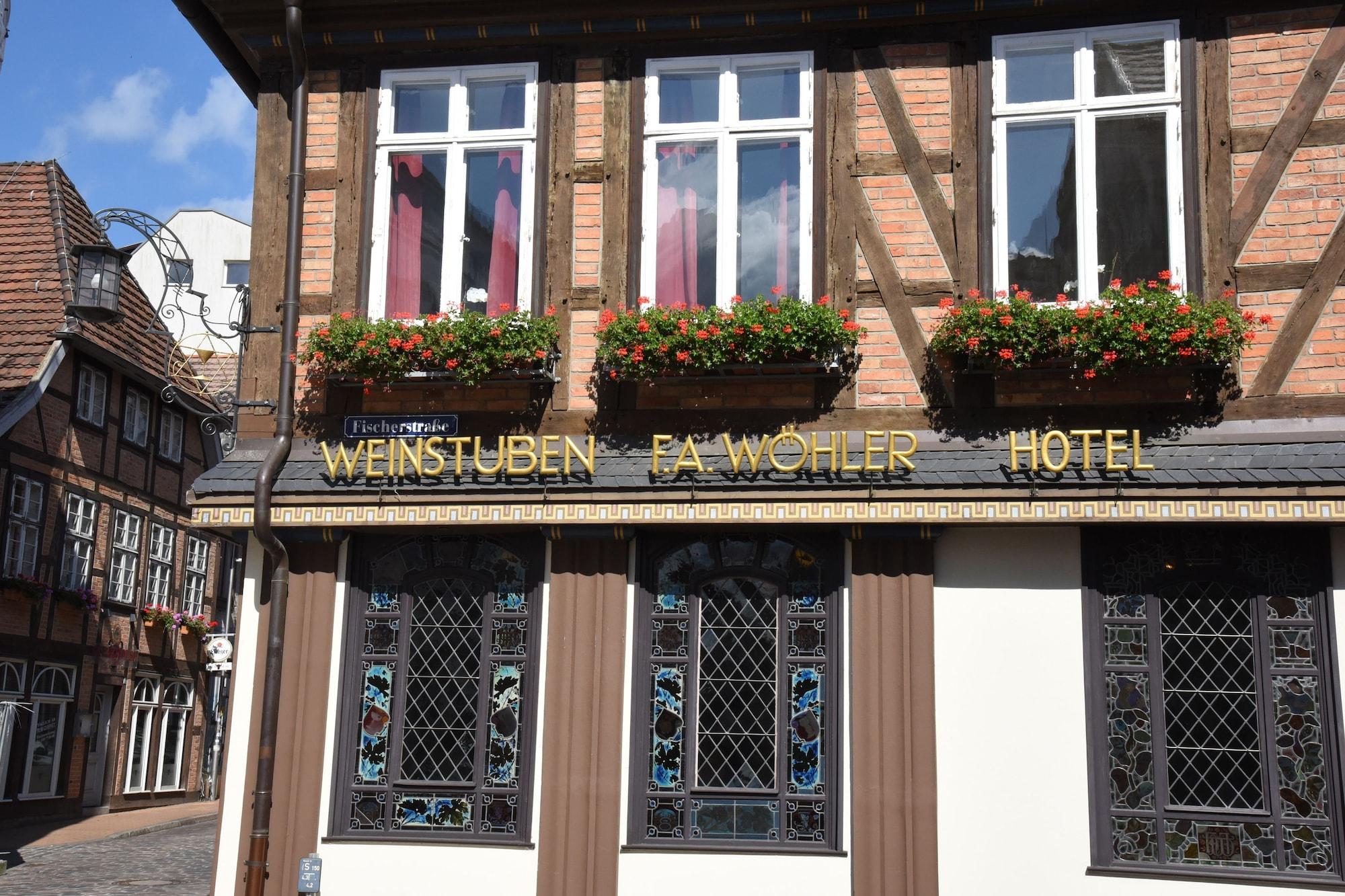 Vista Exterior Weinhaus Wöhler