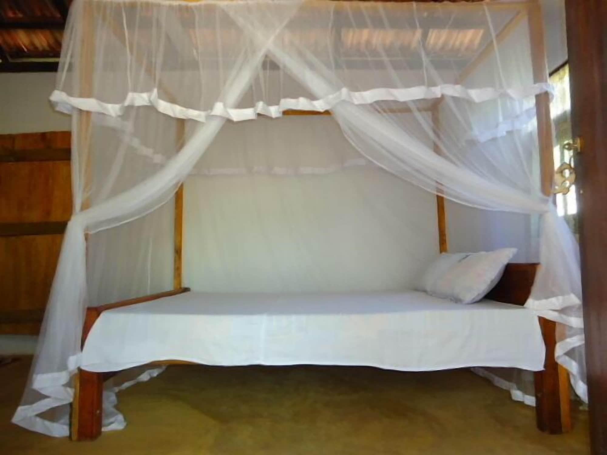 Equipamiento de Habitación Natural Cabanas