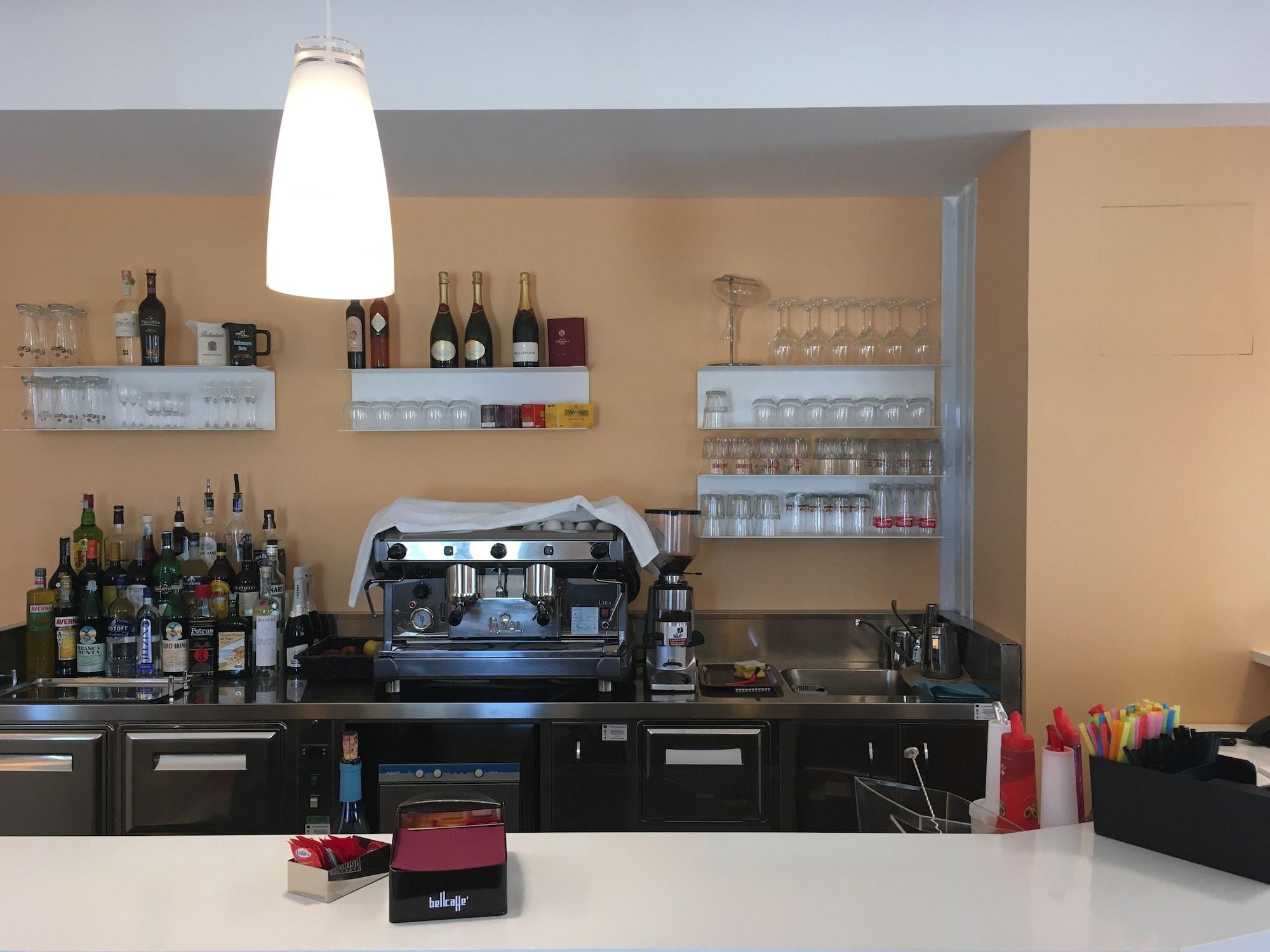Bar/Salón Hotel Danieli Pozzallo