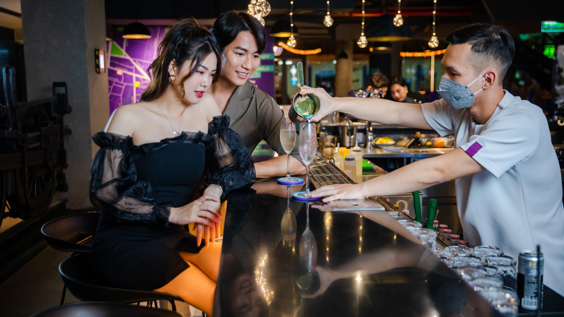 Bar/Salón Tru by Hilton Hanoi Station