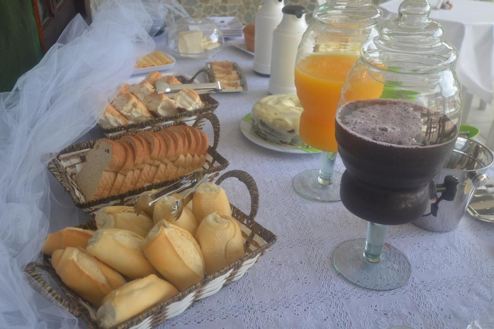 Restaurant OYO Pousada Brisa de Saquarema