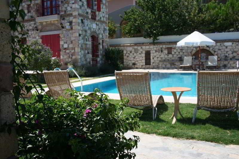 Vista Piscina Alacati Zeytin Konak