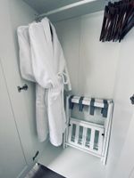 Alquiler Vacacional - Creekside Oasis with private hot tub