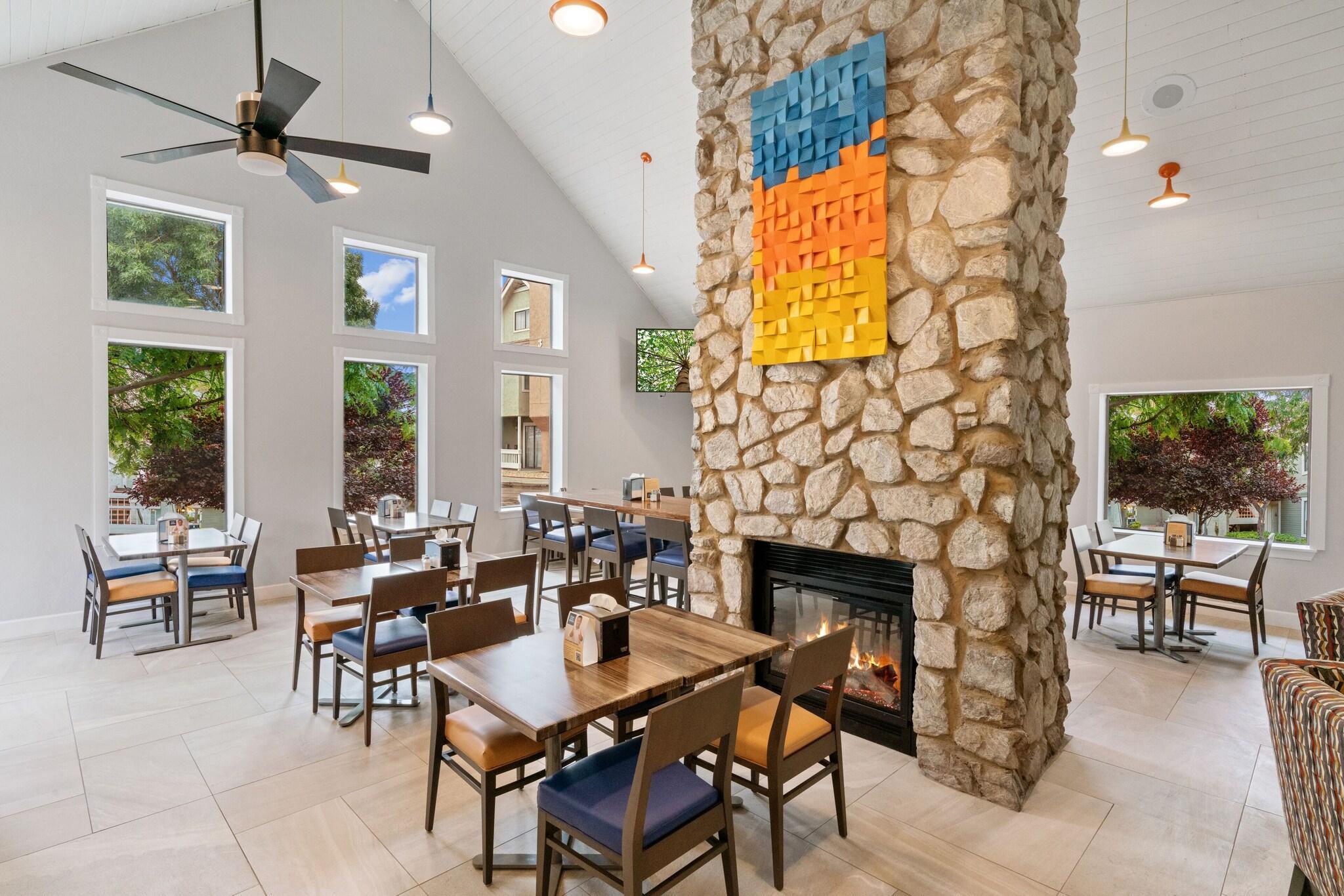 Vista Lobby Chase Suite Hotel El Paso