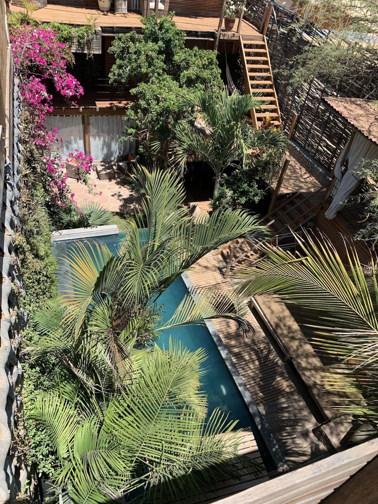 Vista Piscina Eco Lodge