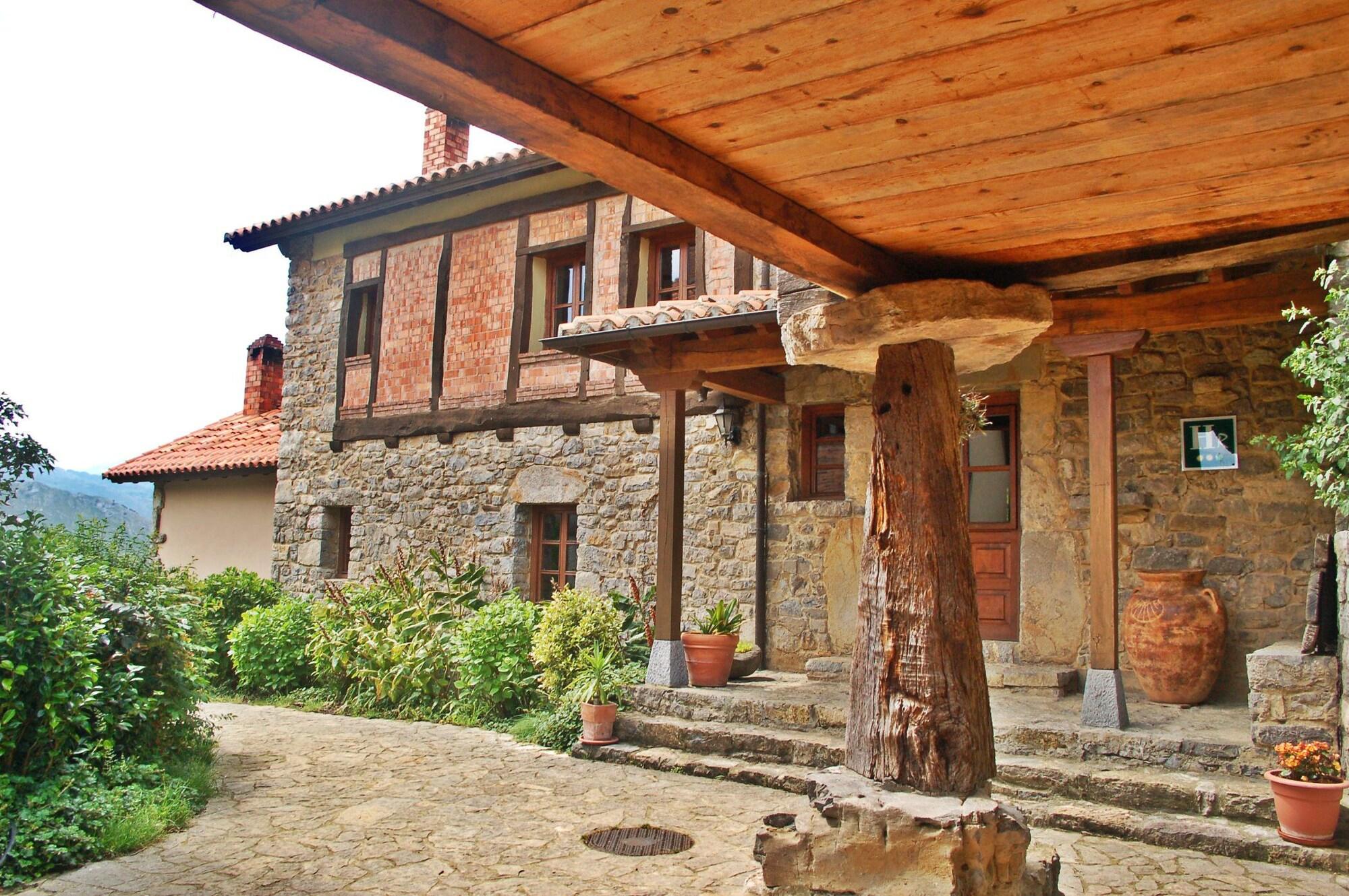 Vista Exterior La Montaña Mágica
