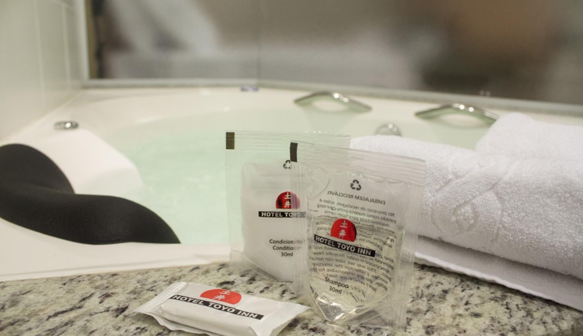 Set de Habitación Hotel Toyo Inn