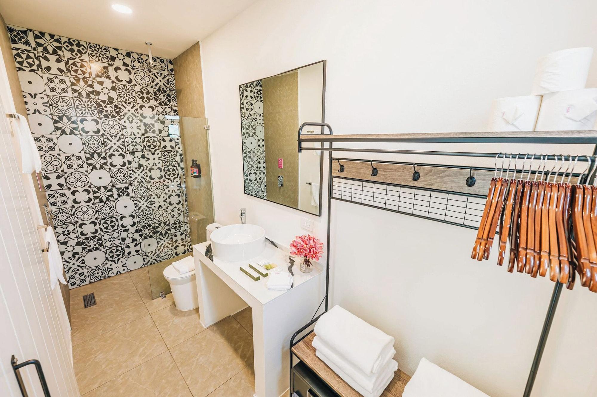 Equipamiento de Habitación Privada Stays - Private Pools & Colorful-Chic Boutique Hotel