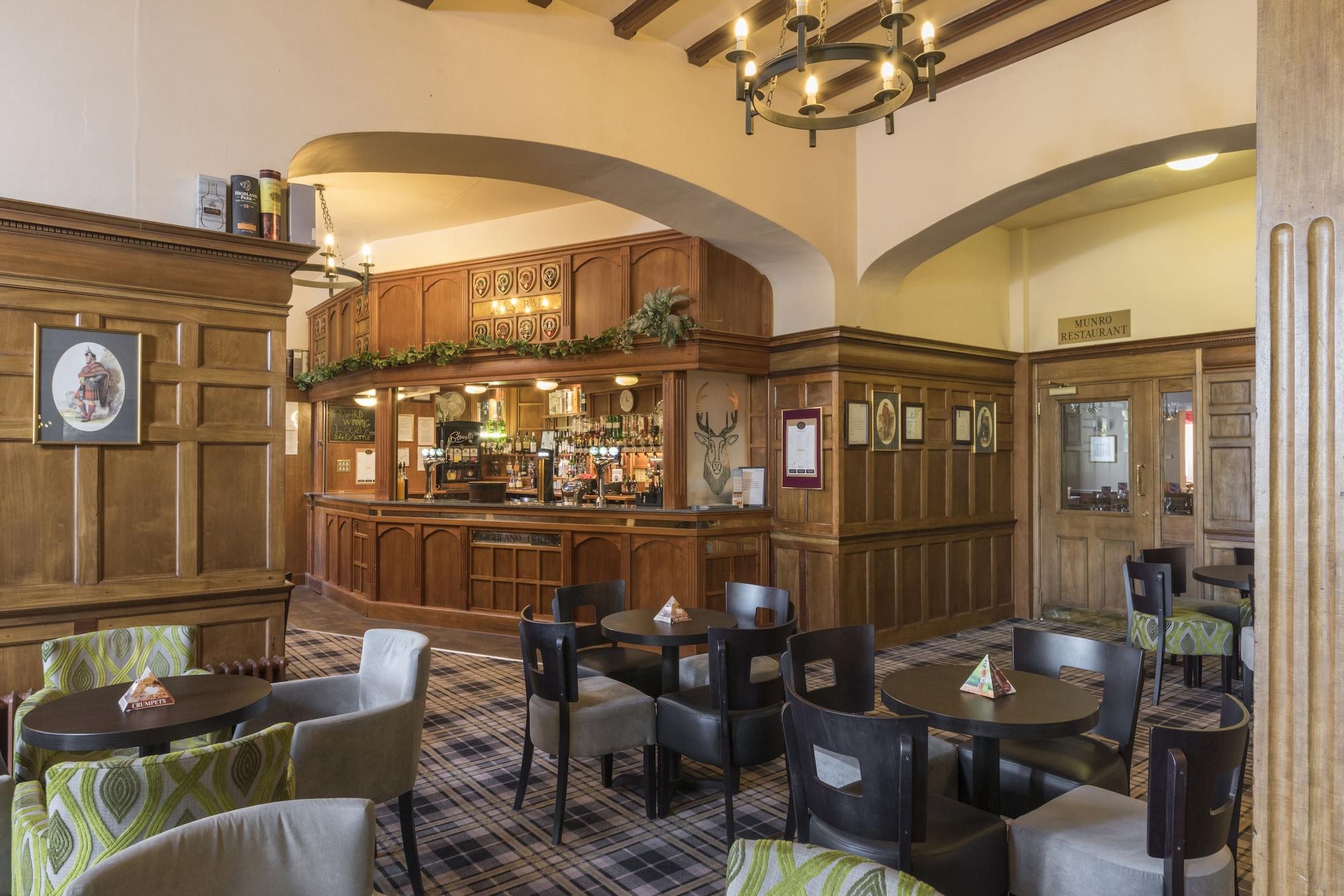 Bar/Salón The Highland Hotel by Compass Hospitality