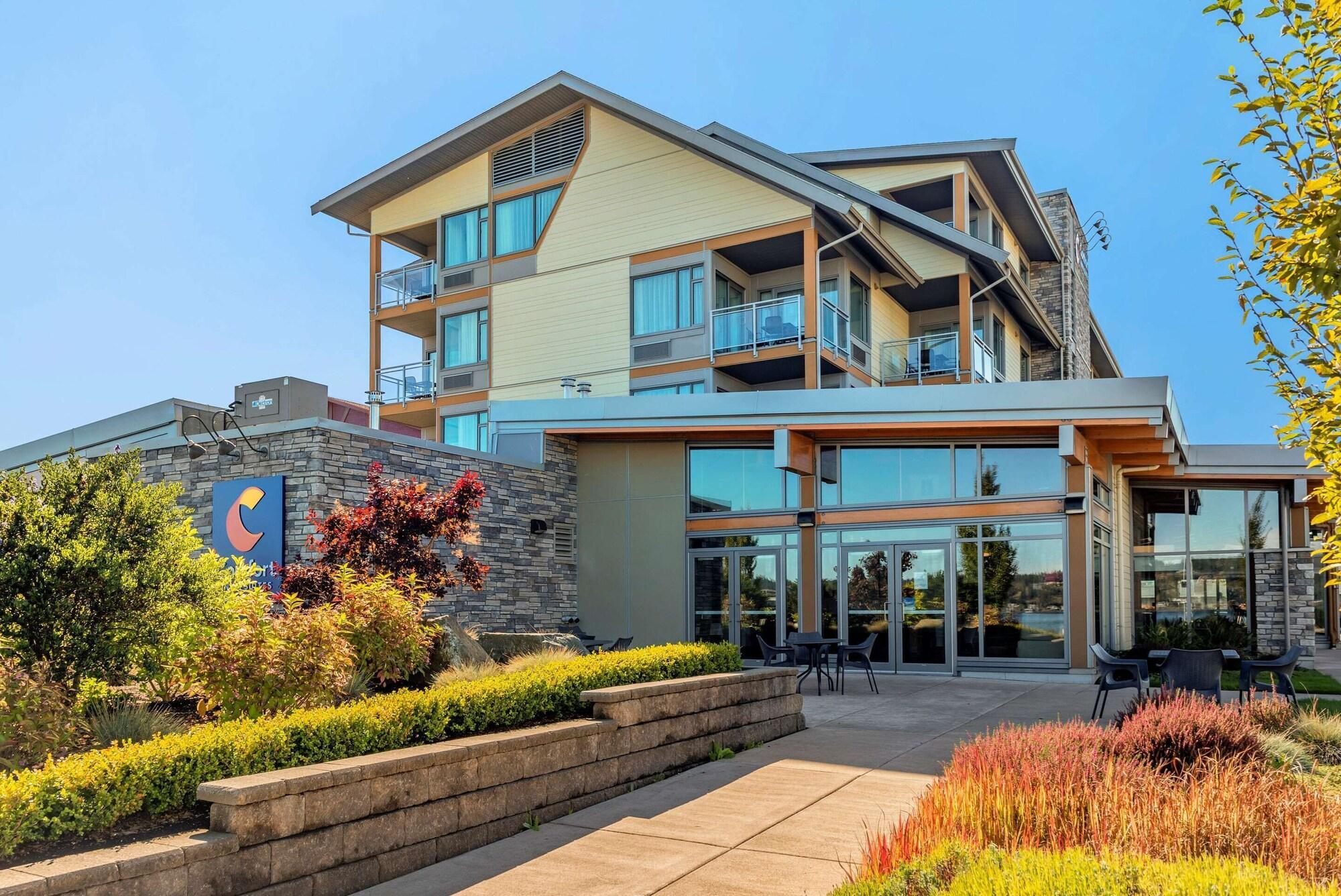 Vista Exterior Comfort Inn & Suites