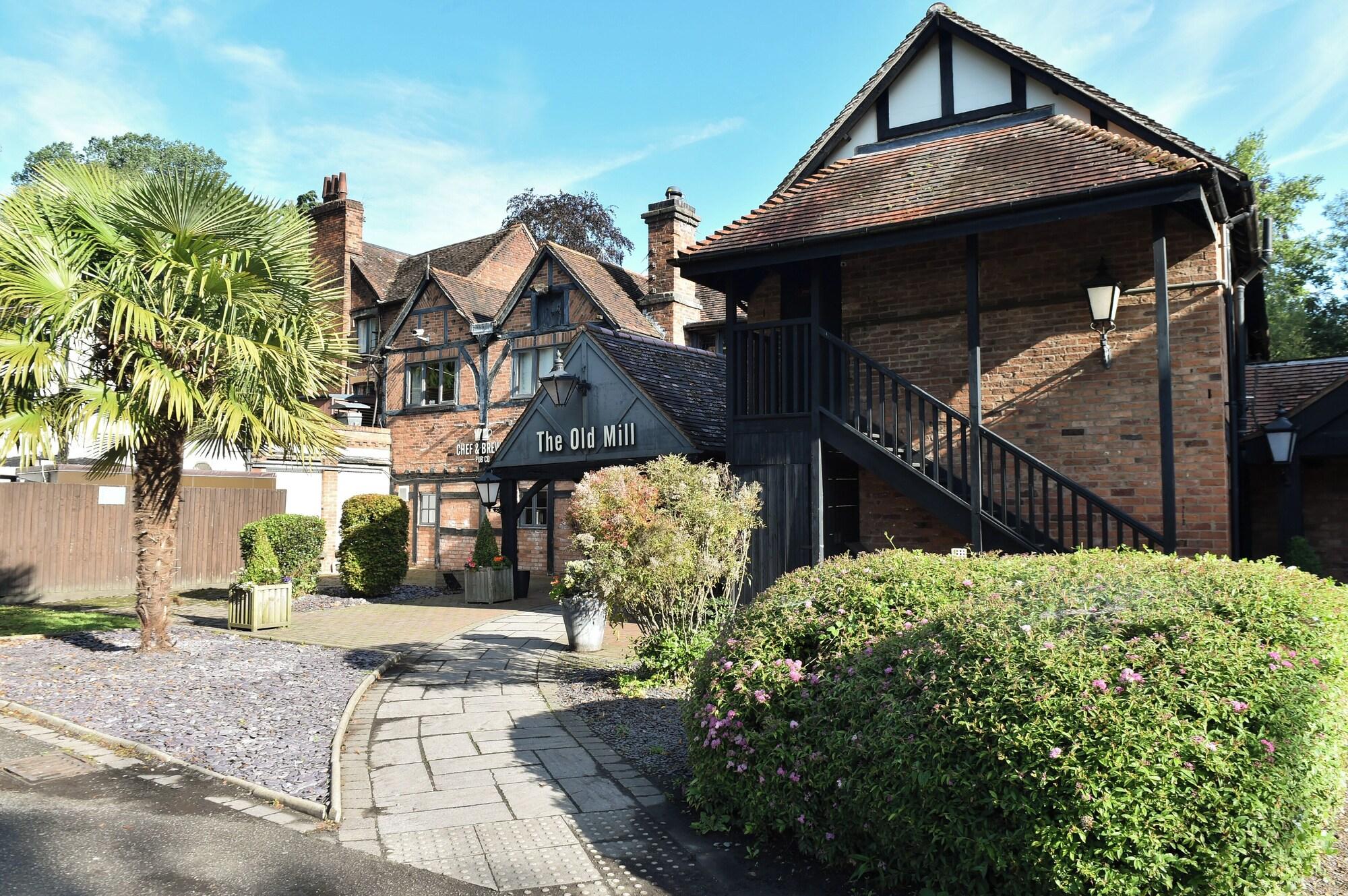 Varios The Old Mill by Chef and Brewer Collection