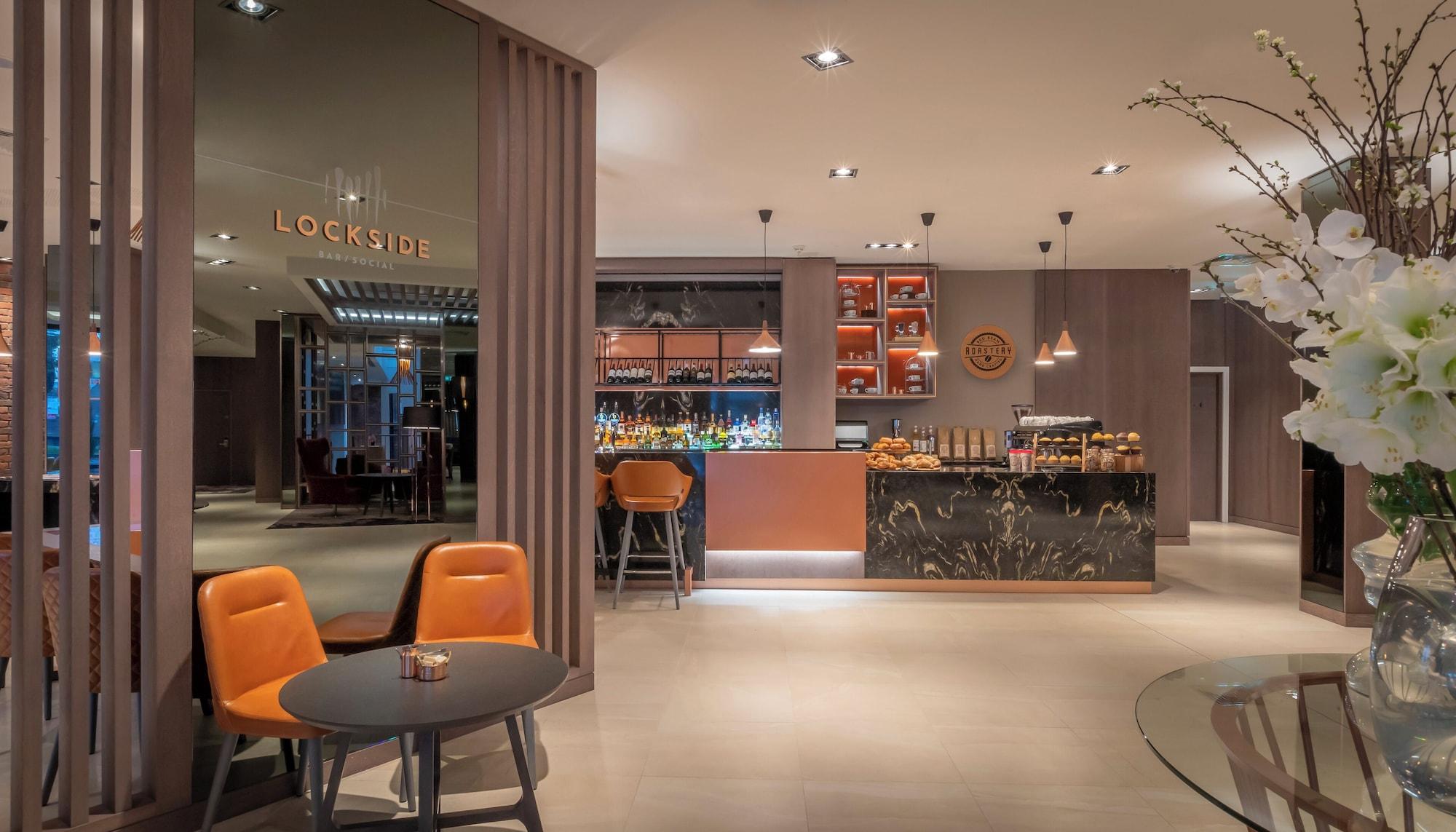 Bar/Salón Clayton Hotel Charlemont