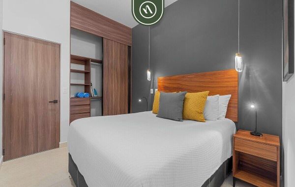 Brand New 1 BR Condo Right Next to the Malecon - Hoteles cerca de Malecón en Puerto Vallarta