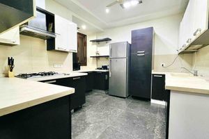 Alquiler Vacacional - BluO Park Facing 3BHK -Lift, Balcony, Parking
