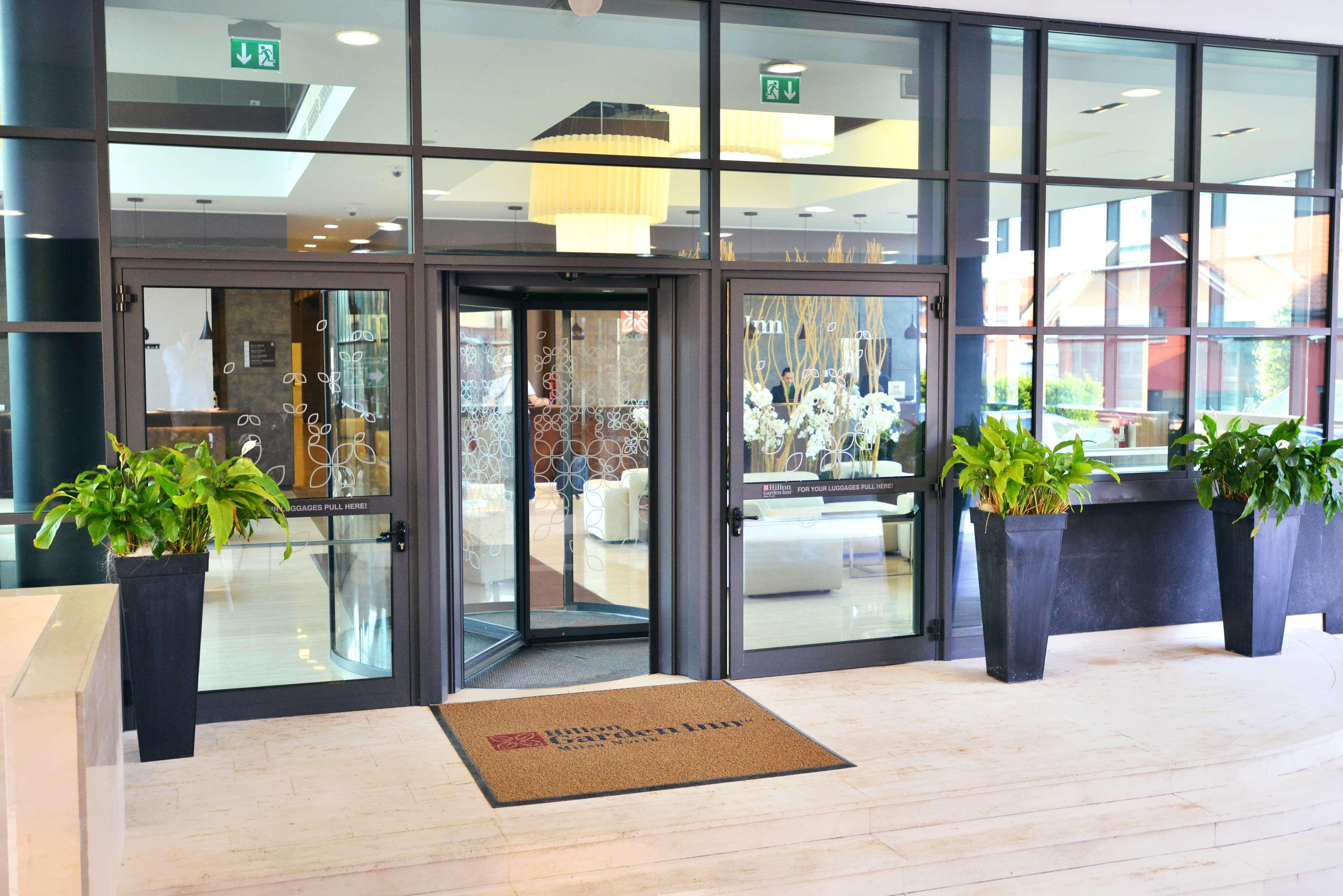 Vista Lobby Hilton Garden Inn Milan North