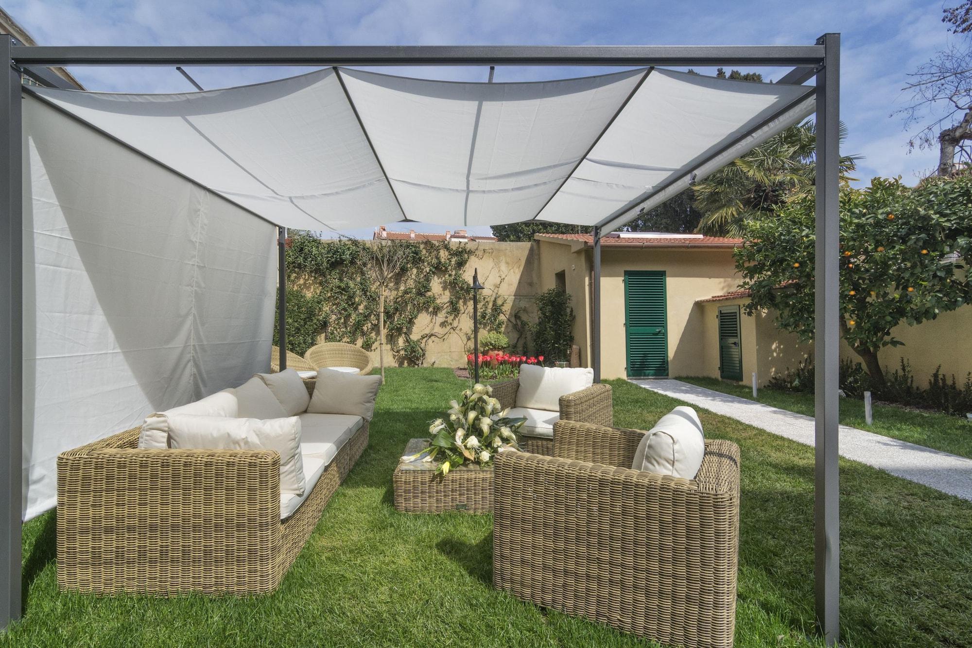 Vista Exterior Relais Bosquet by Malone