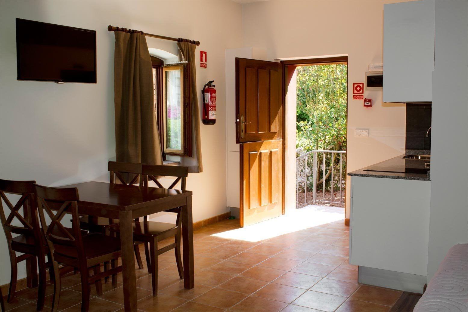 Equipamiento de Habitación Hotel y Apartamentos El Camín