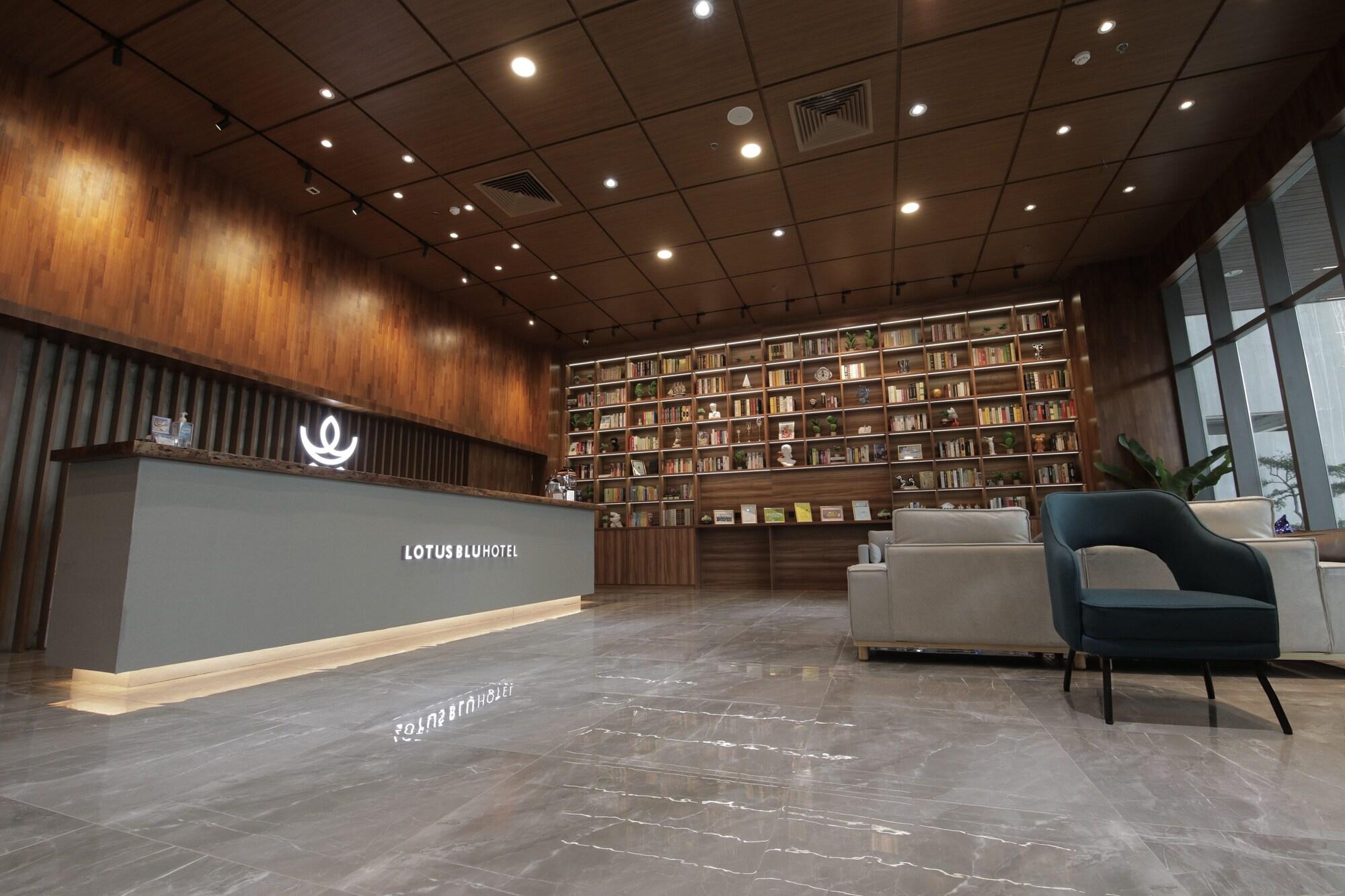 Varios LOTUS BLU HOTEL NAGA