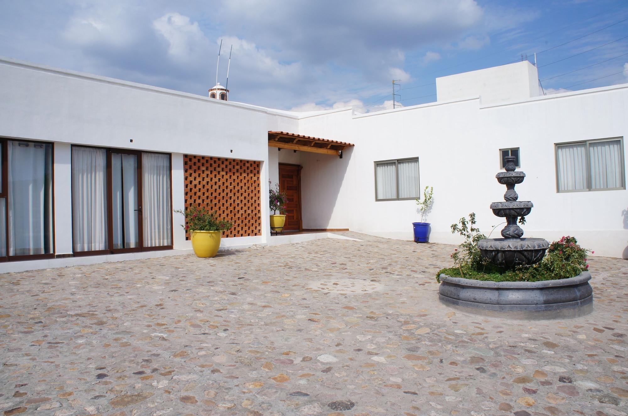 Vista Exterior Casa Ángela Guest House