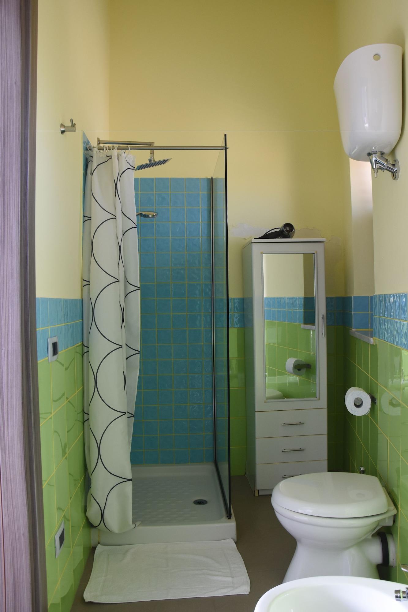 Equipamiento de Habitación Casa Natia