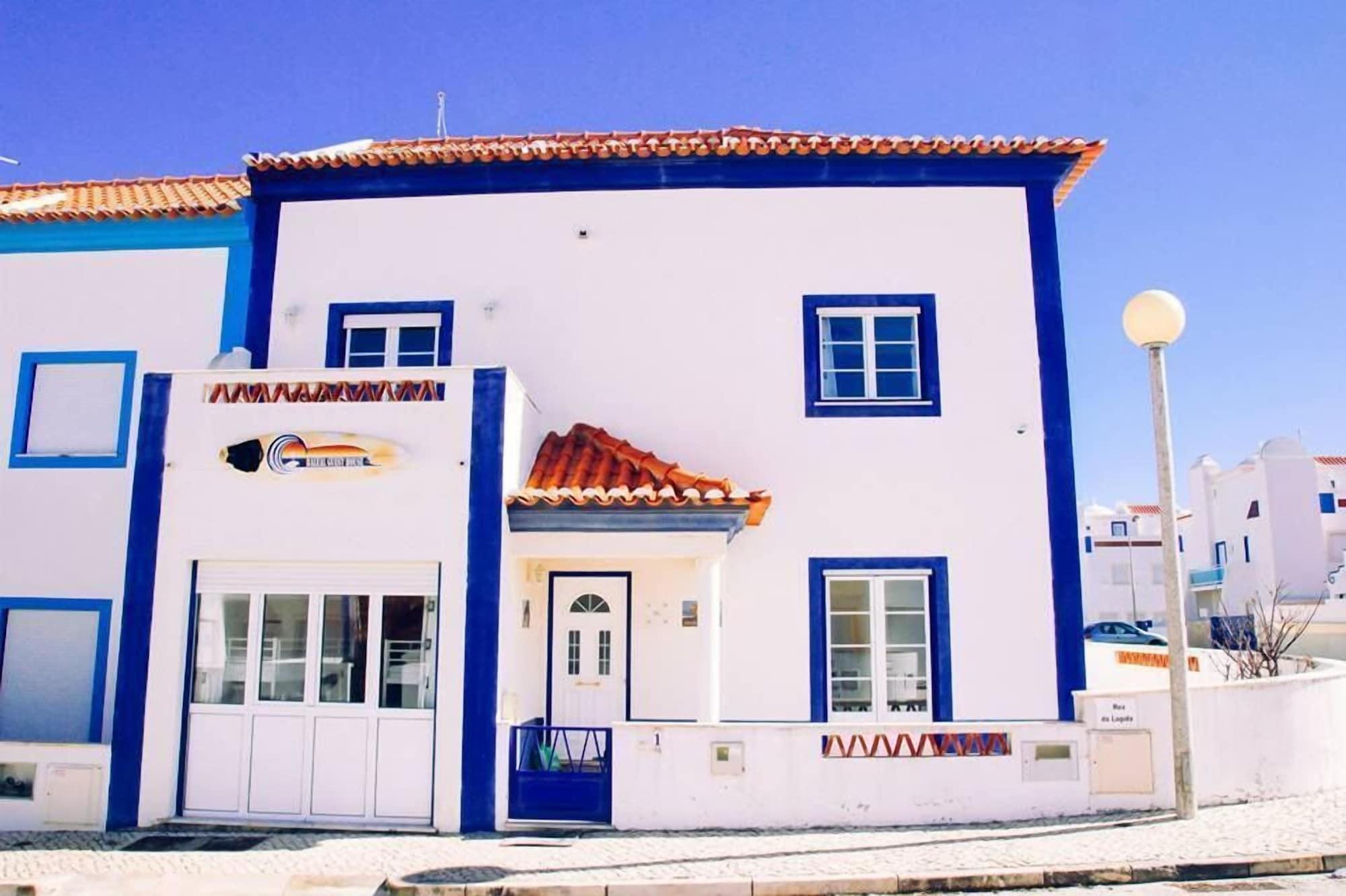 Varios Baleal GuestHouse