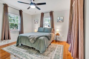 Alquiler Vacacional - Pet Friendly Cute Cottage - Walk to PC/Downtown