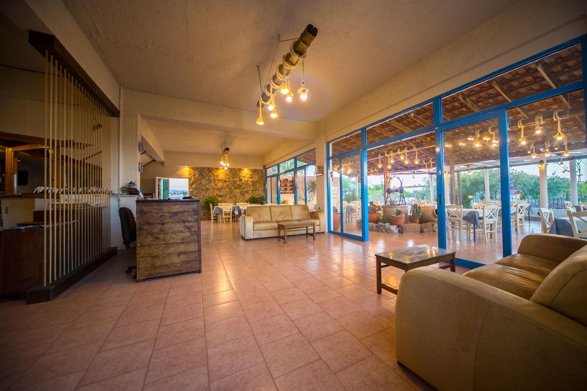 Vista Lobby Sea Harmony