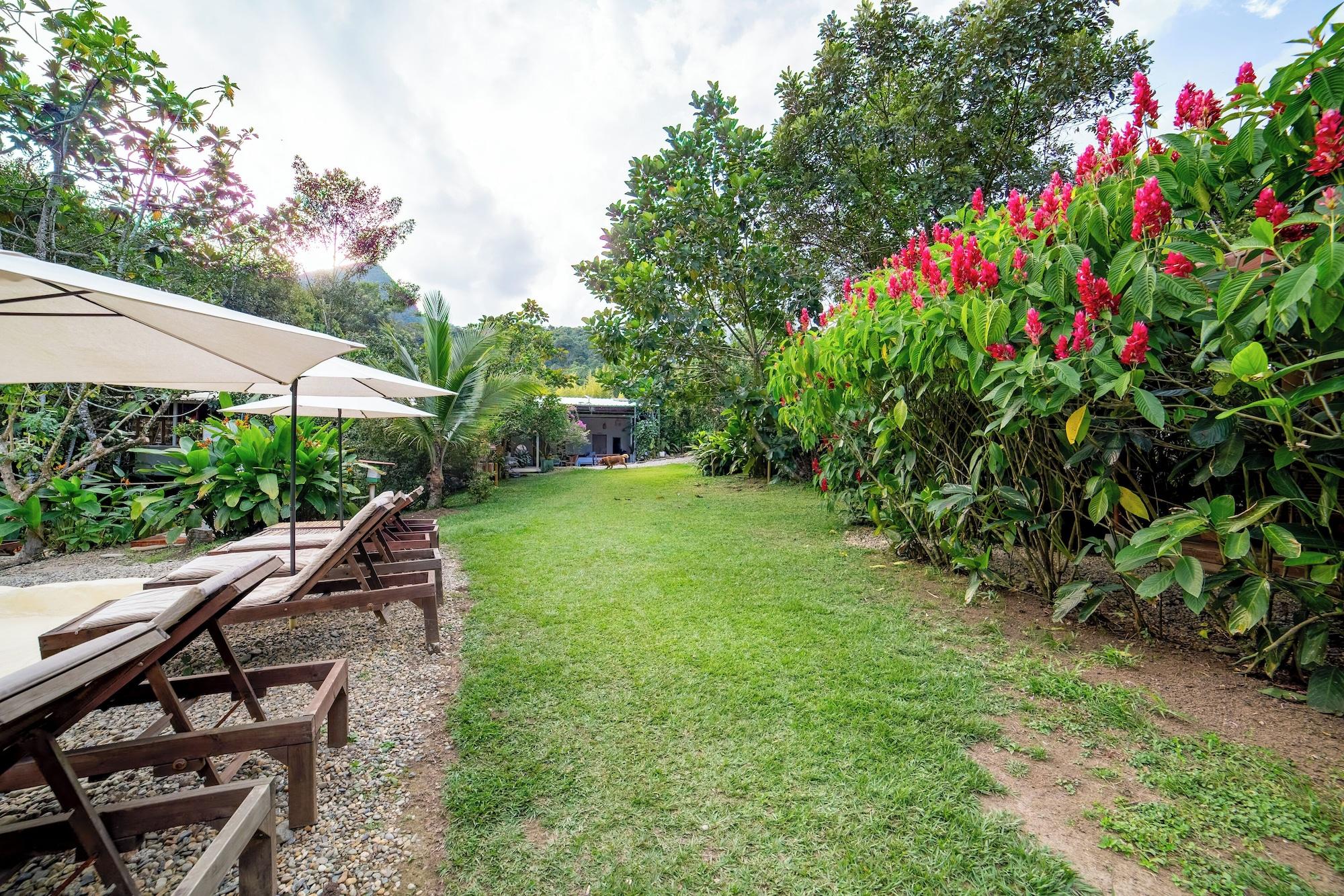 Varios Ecolodge Raíces