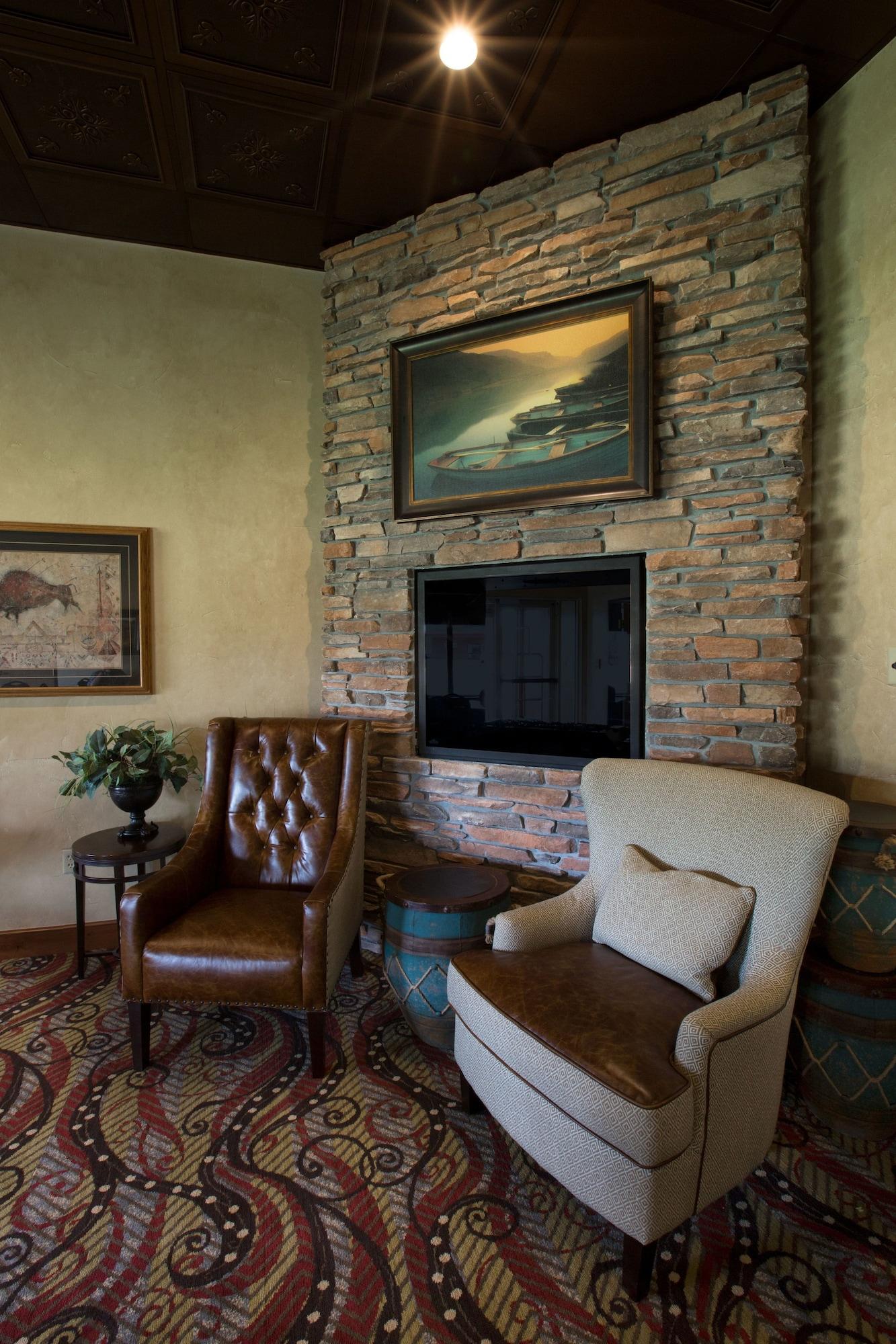 Vista Lobby Miles City Hotel & Suites