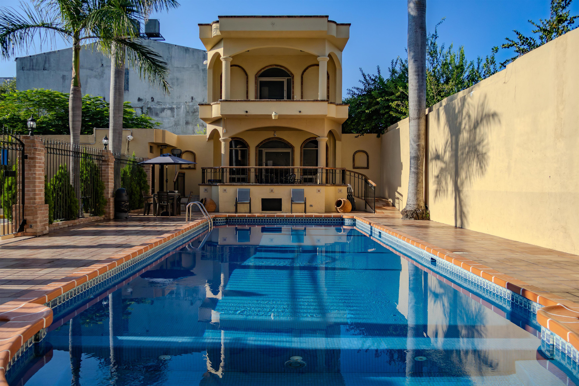 Vista Piscina Best Western Hotel Plaza Matamoros