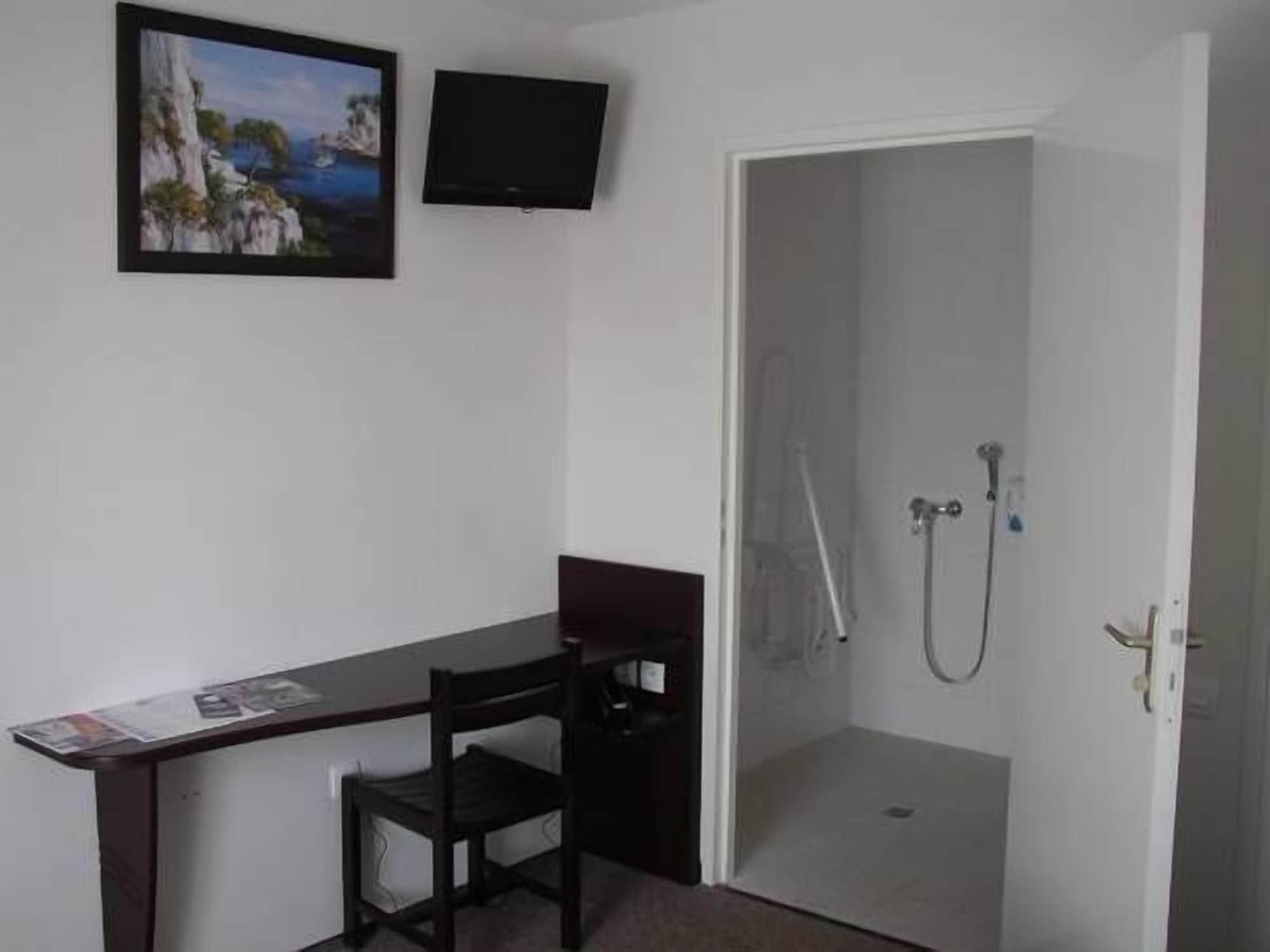 Equipamiento de Habitación Fasthotel Paris Sud Saint Fargeau