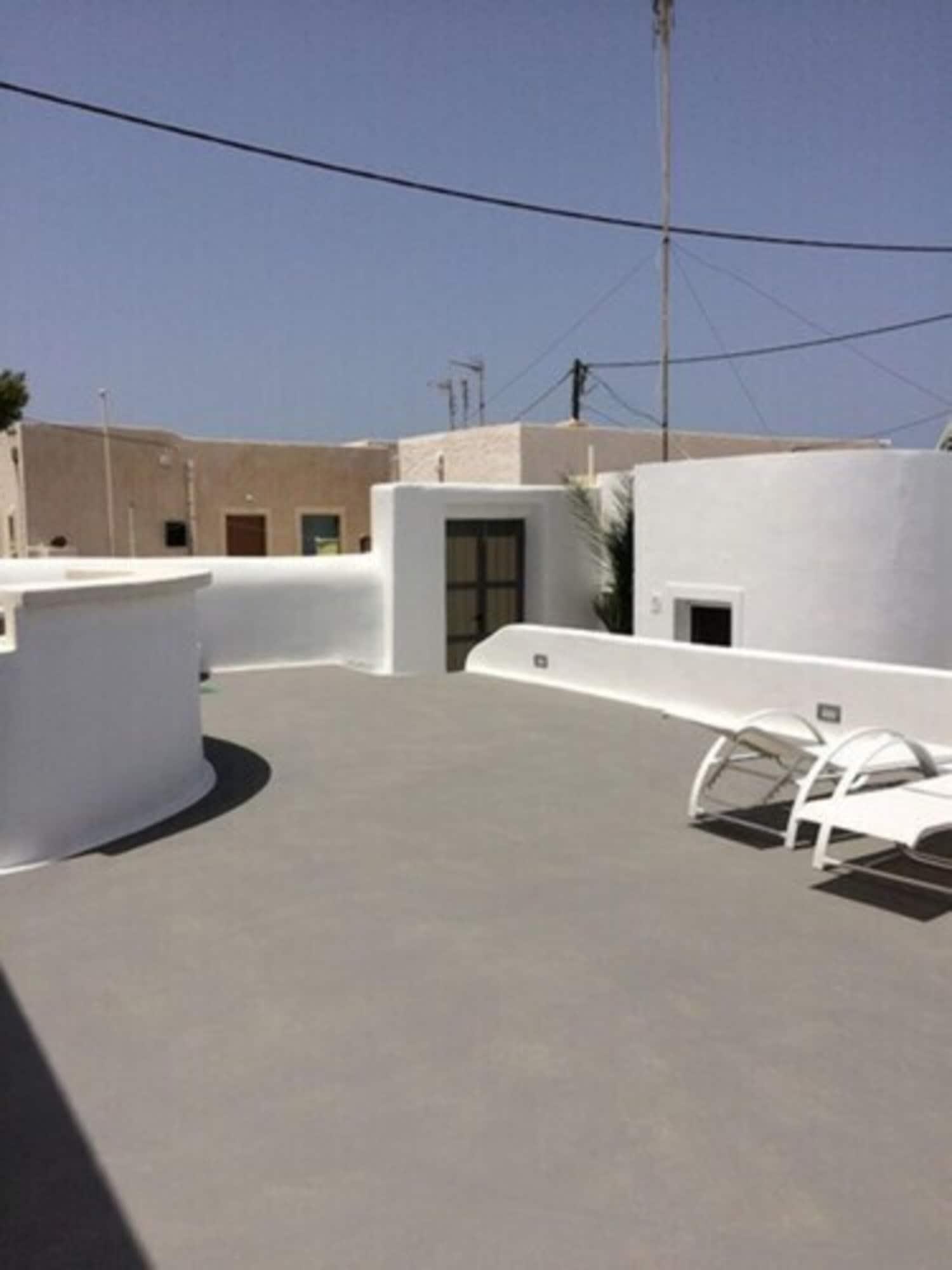 Bar/Salón Ayoba Santorini