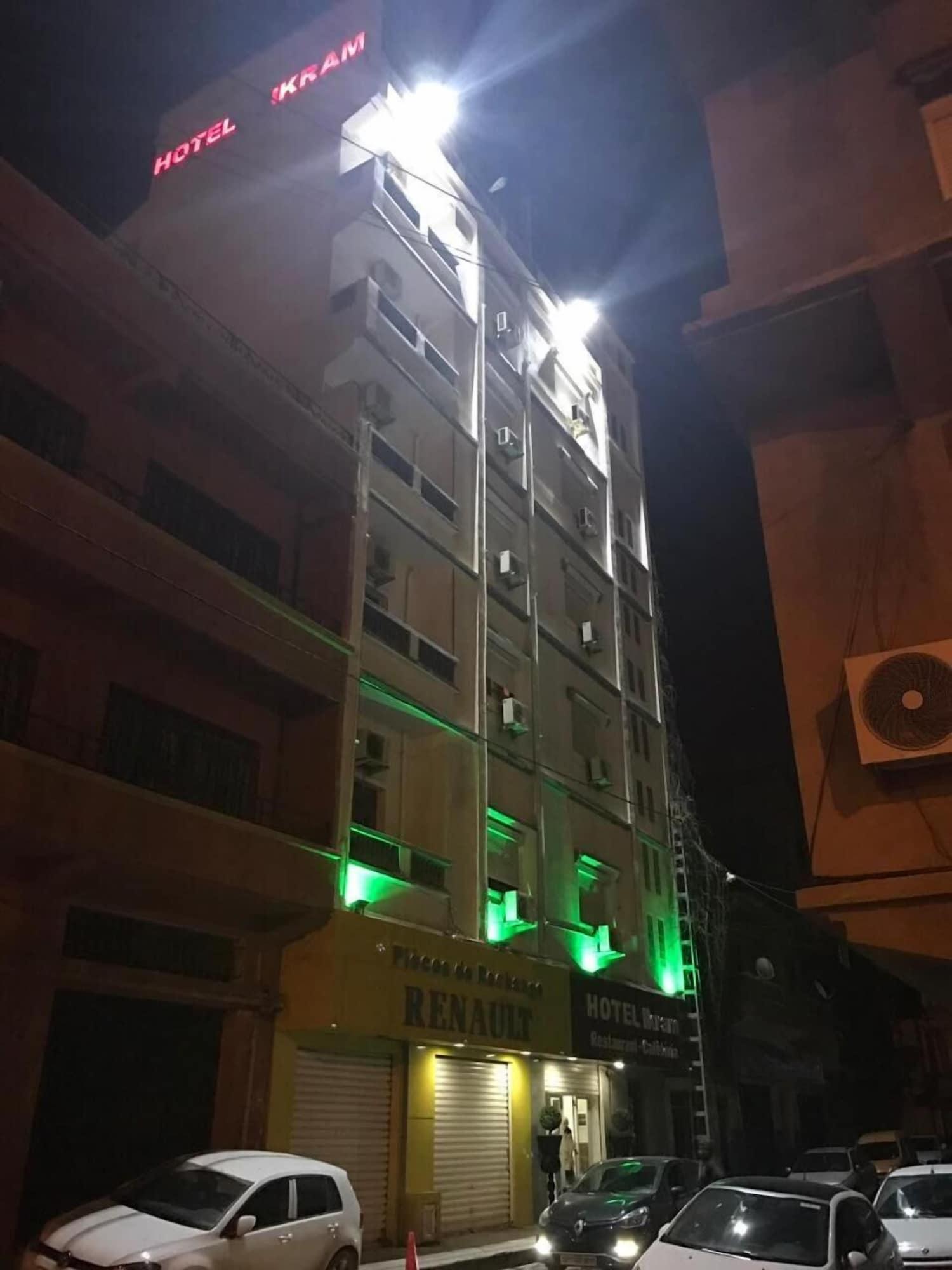 Vista Exterior Hotel Ikram Oran