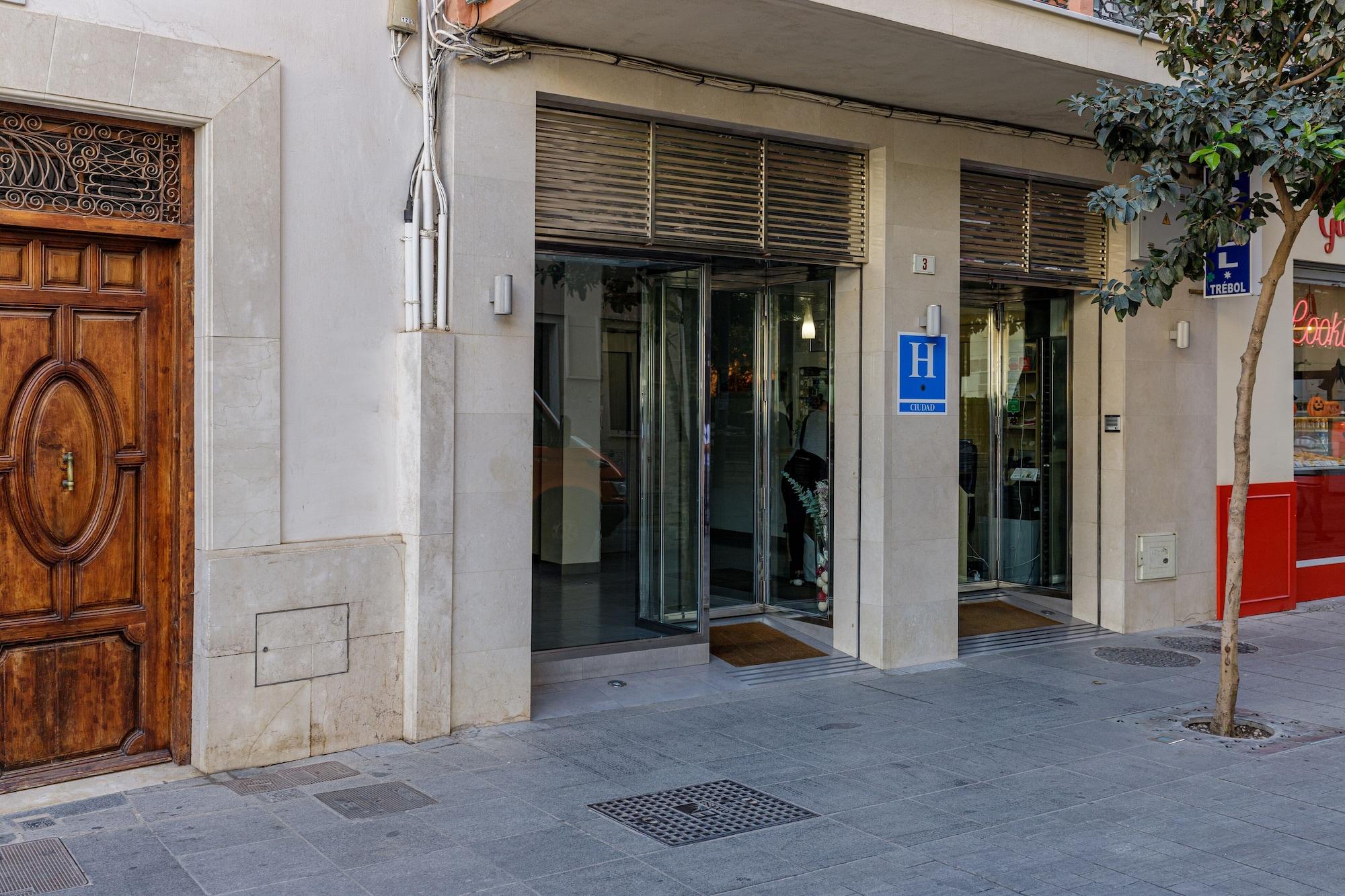 Varios HA Hotel Trebol