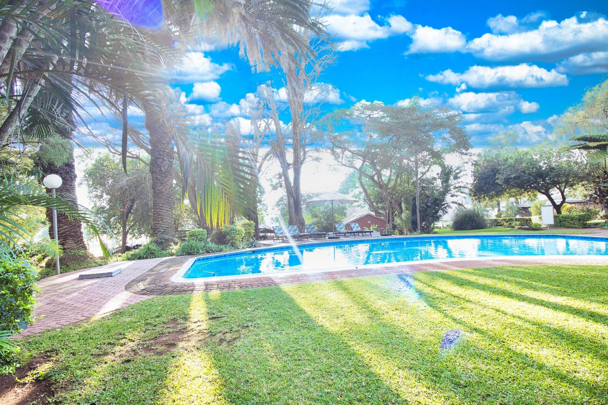 Varios Hotel247