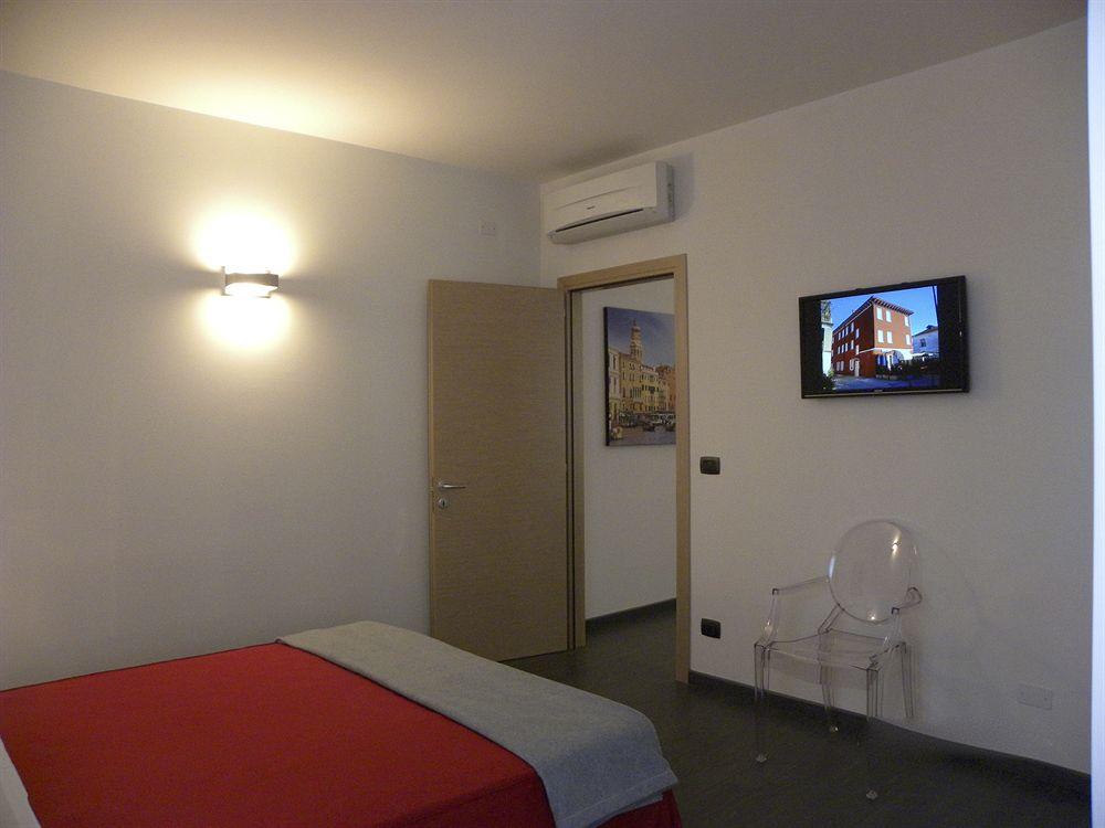 Set de Habitación Venice Apartments Dante